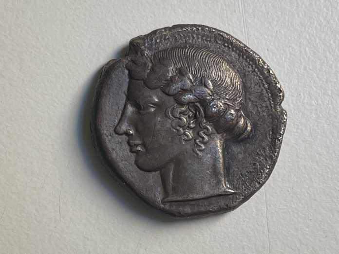 l'antica moneta donata