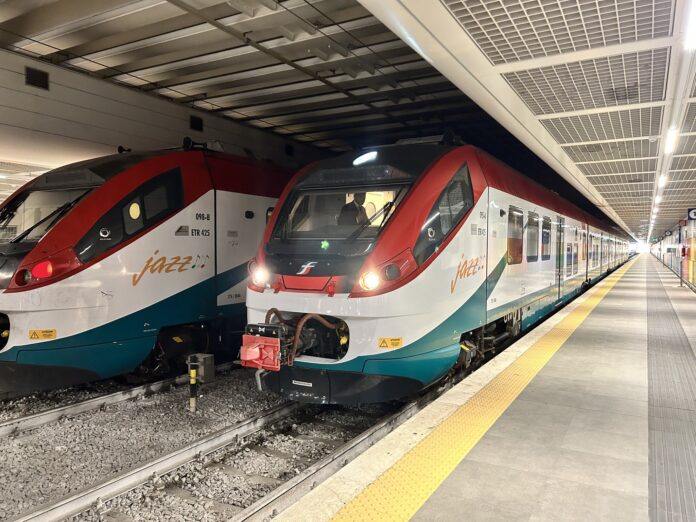 genio express - treno stazione aroporto - palermo