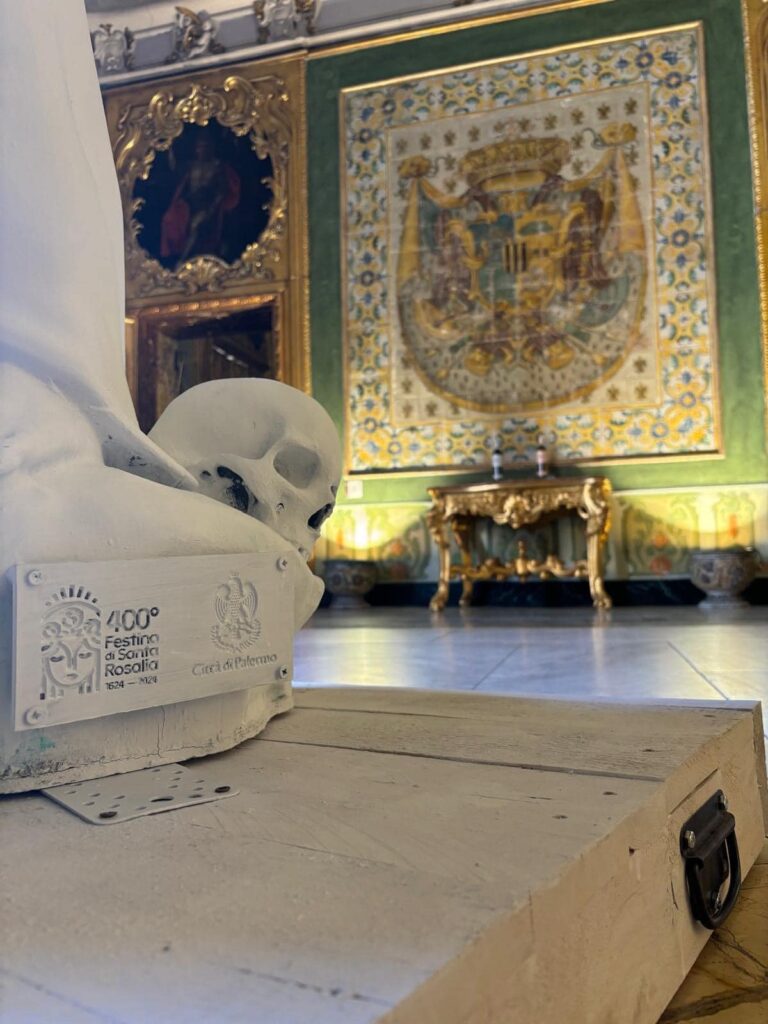 lavorazione statua santa rosalia - foto associazione palazzo alliata di villafranca