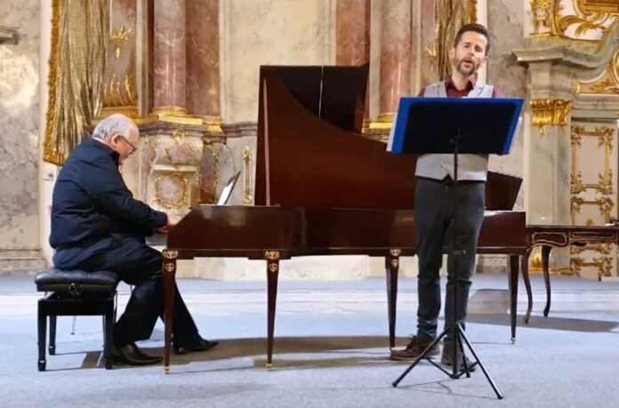 Daniel Johannsen (tenore) e Christoph Hammer (fortepiano)